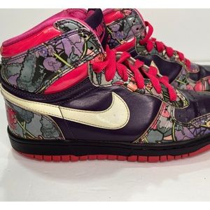 Nike Retro Dunk Girls Size 7